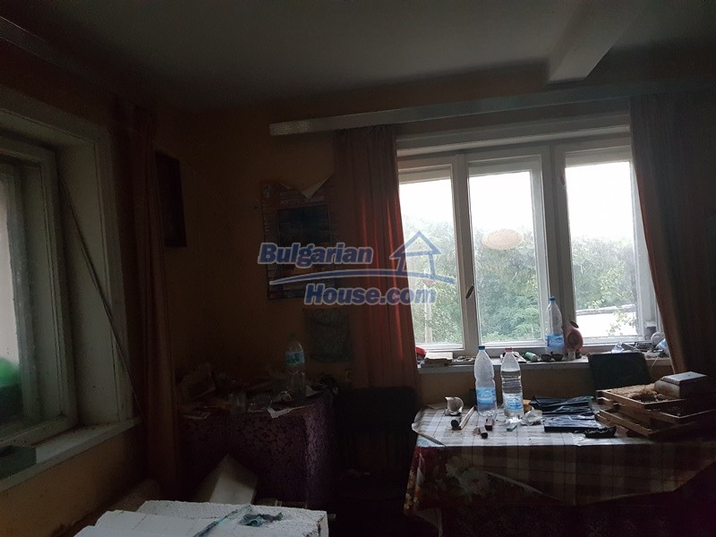 13067:27 - Cozy Bulgarian house for sale near River and 70 km from Sofia
