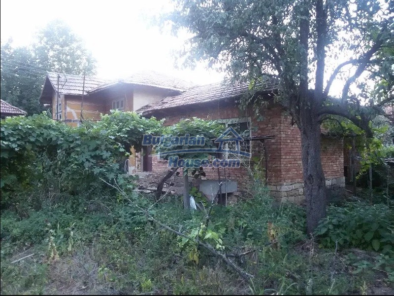 13071:14 - Cheap house for sale  55 km from Veliko Tarnovo with big garden