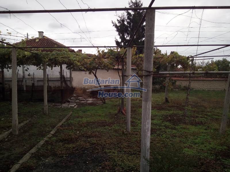13117:47 - Продается дом в деревне в 29 км от города Пловдив