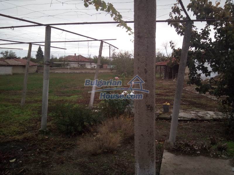13117:52 - Продается дом в деревне в 29 км от города Пловдив