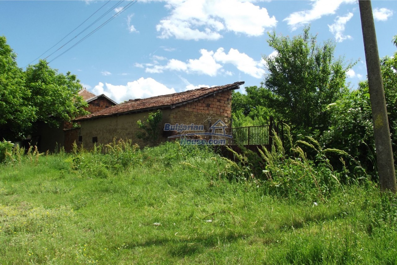 13120:53 - Rural Bulgarian property in Northwest Bulgaria with huge garden