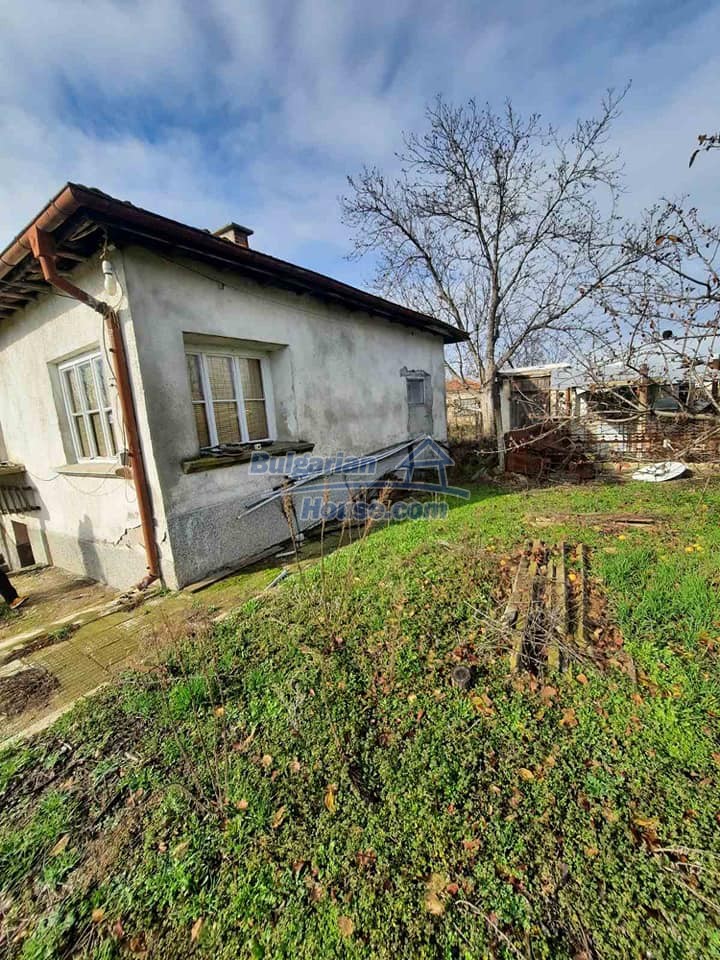 13175:3 - Rural Bulgarian house between Plovdiv and Stara Zagora 