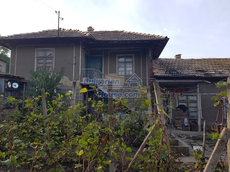 Houses for sale near Targovishte - 13066