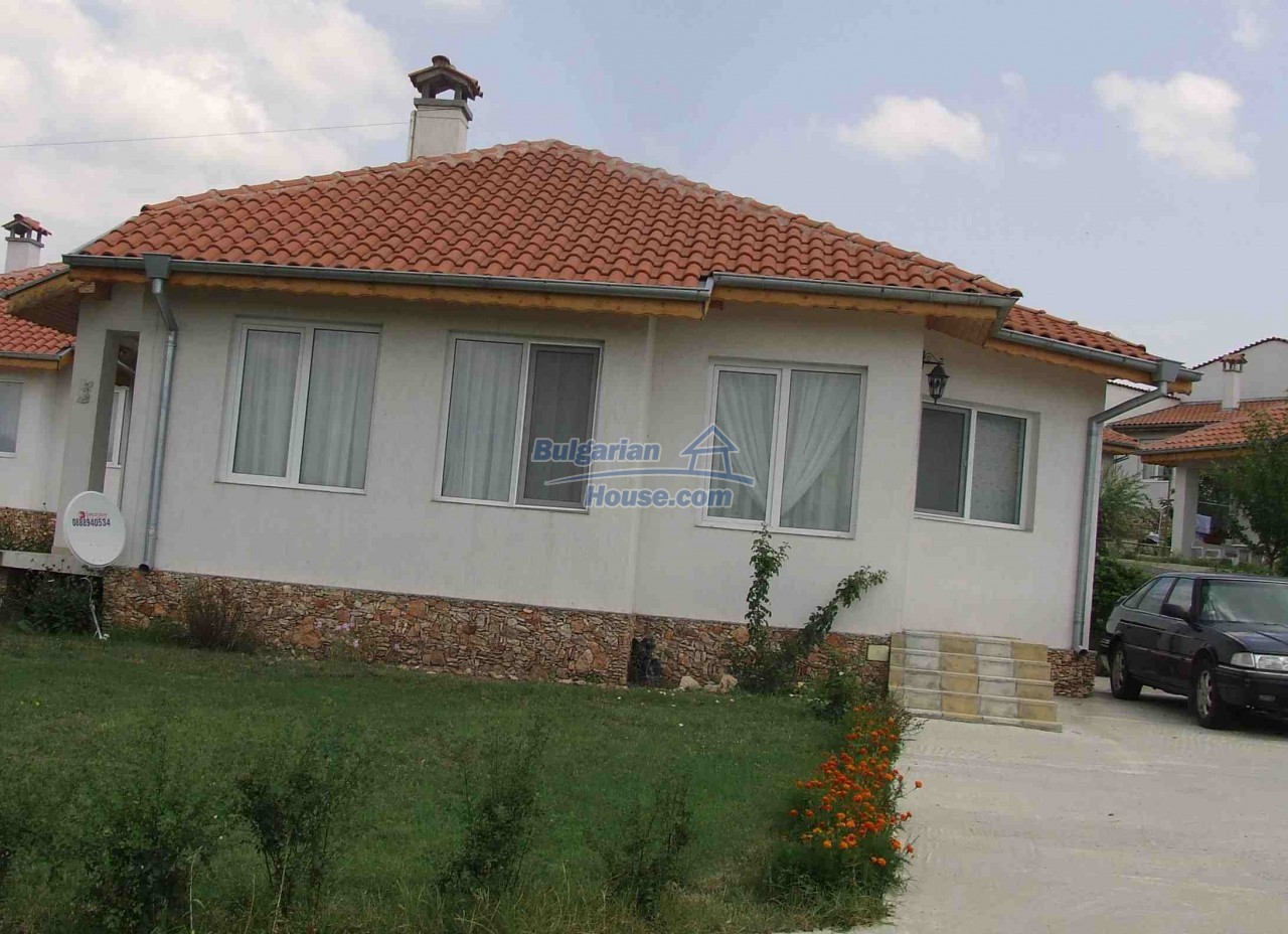 13182:4 - Lovely bulgarian house,Only 15 mins from Golf Courses!