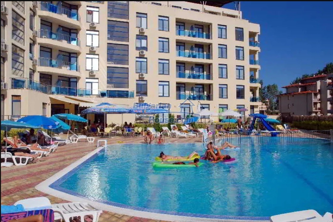 12997:1 - Have your holiday home 200 m from the sea in Sunny Beach