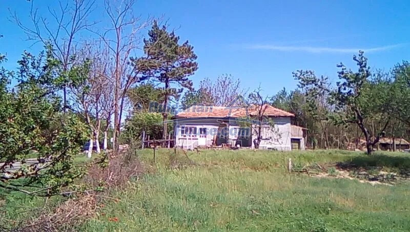 13246:4 - Cheap bulgarian house!