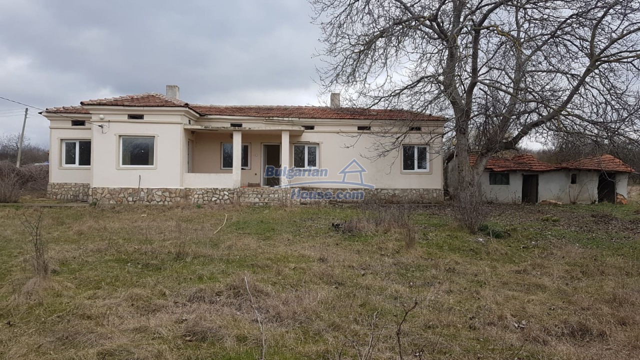 13268:1 - Renovated house for sale near Dobrich!