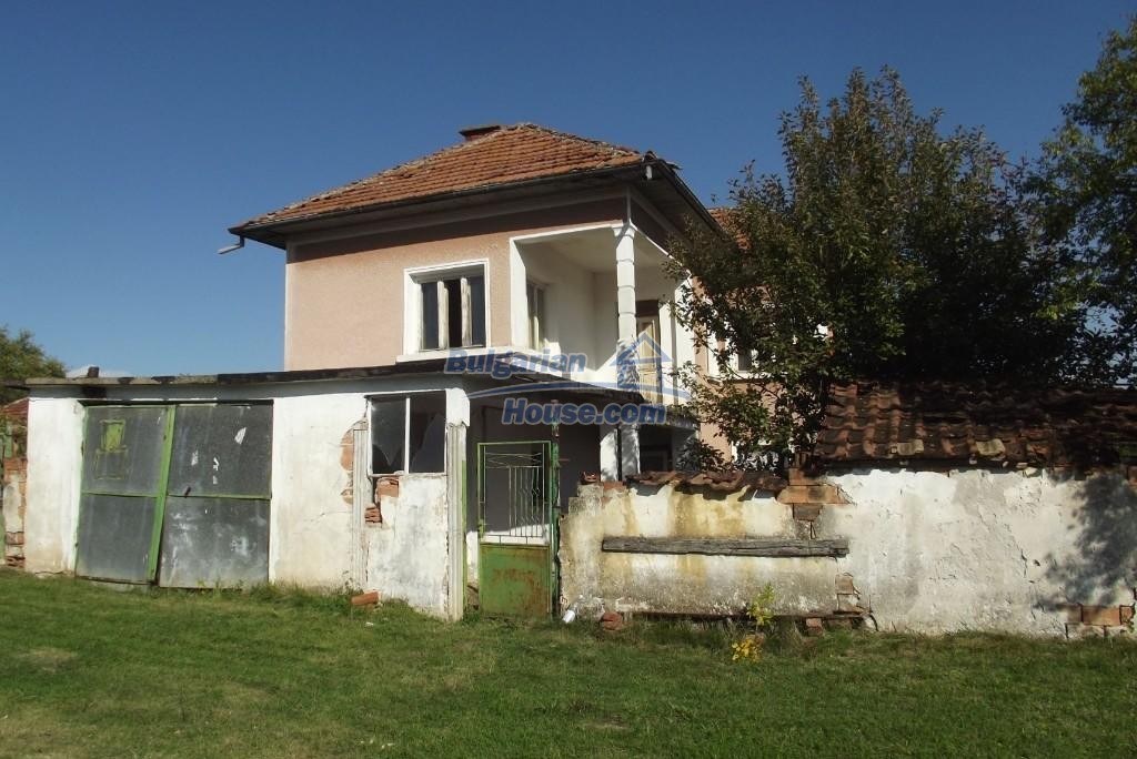 13293:4 - Rural house with nice views near forest lake 15 km from Vratsa 