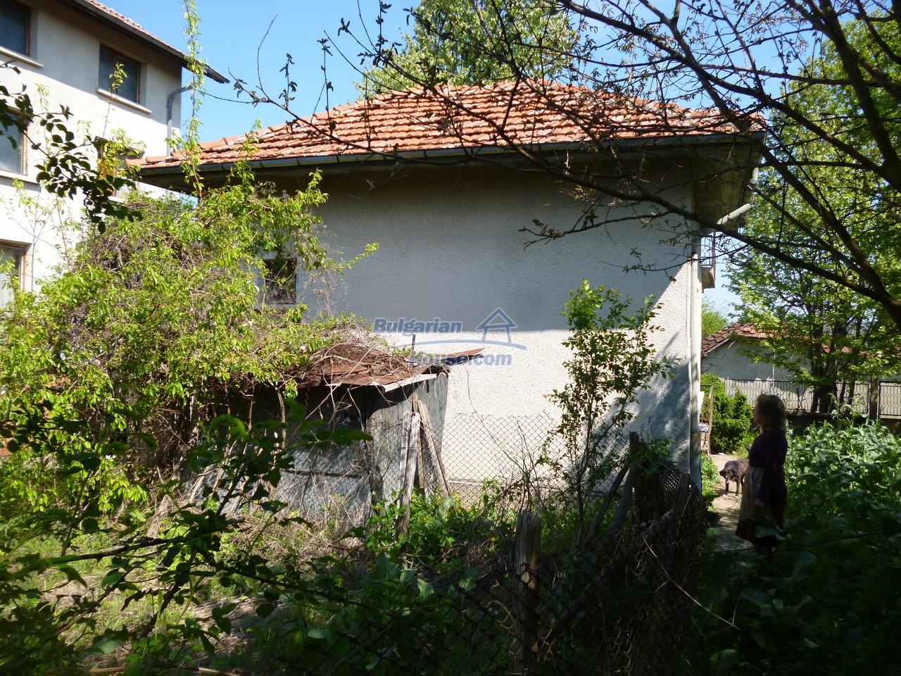 13294:5 - Cheap Bulgarian properties 20 km from Vratsa city mineral spring