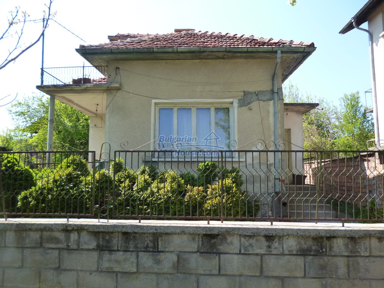 13294:6 - Cheap Bulgarian properties 20 km from Vratsa city mineral spring