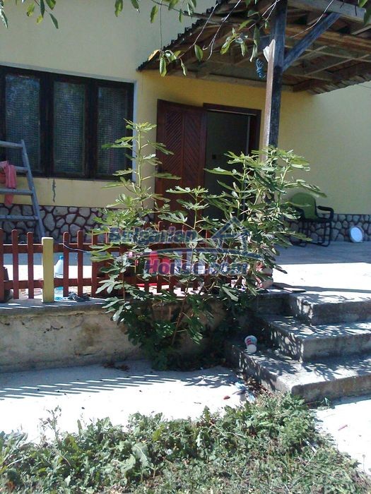 13322:1 - Cozy bulgarian house for sale in Valchi dol