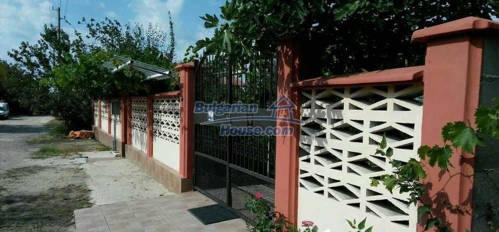 13324:7 - Beautiful house for sale only 8km from the center of Varna!