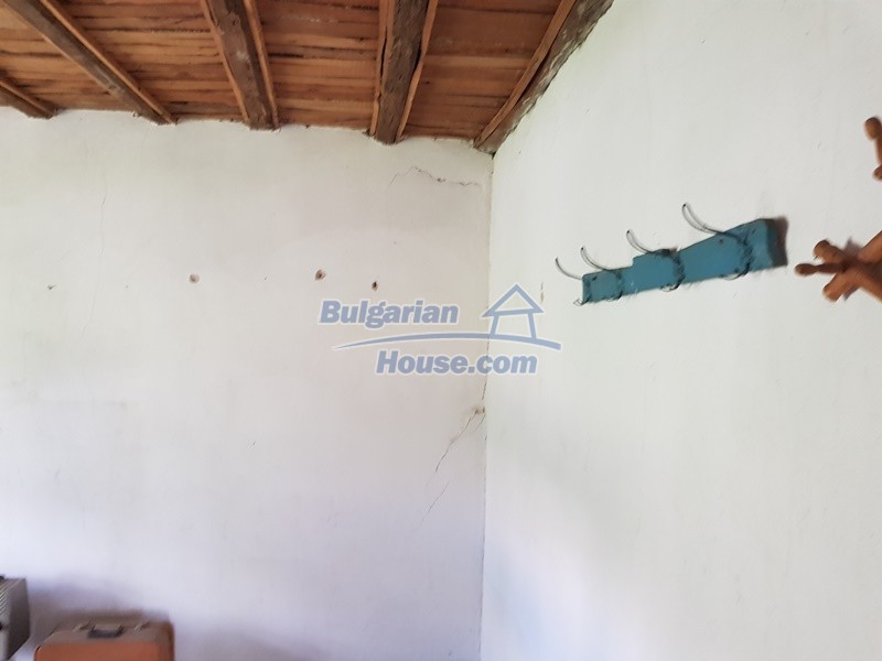 13373:33 - Cheap Bulgarian property for sale in Konak, Targovishte area