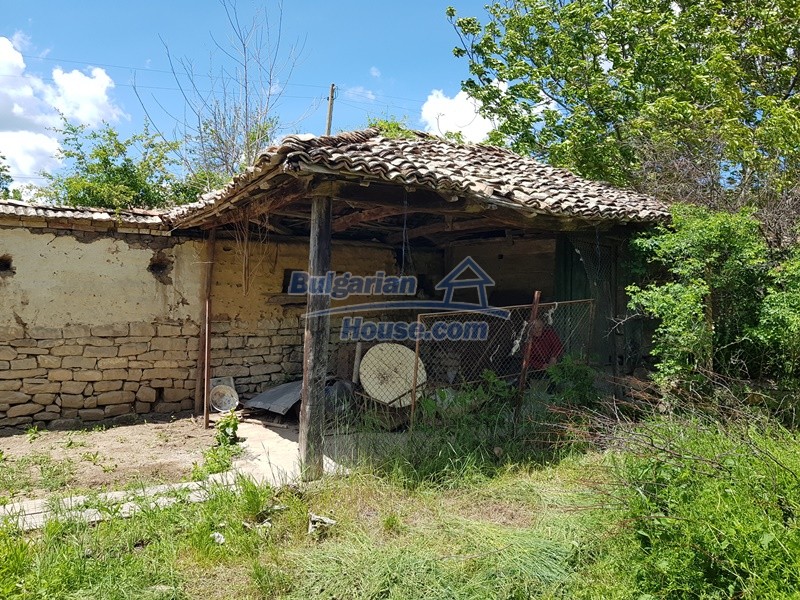 13373:55 - Cheap Bulgarian property for sale in Konak, Targovishte area