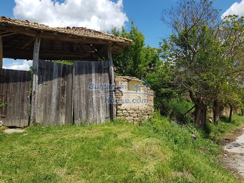 13373:58 - Cheap Bulgarian property for sale in Konak, Targovishte area