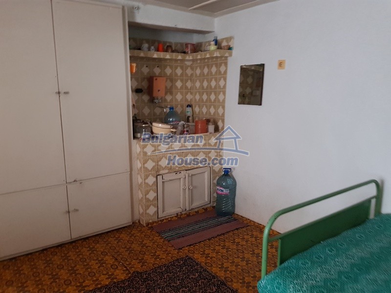 13078:20 - House for sale 50 km from Plovdiv and 20km from Chirpan 
