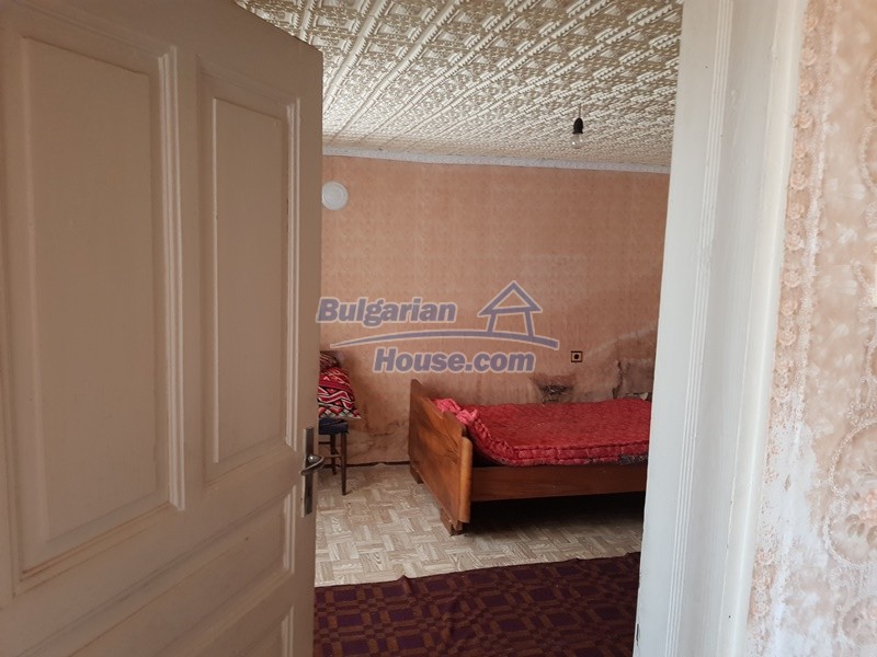 13078:23 - House for sale 50 km from Plovdiv and 20km from Chirpan 