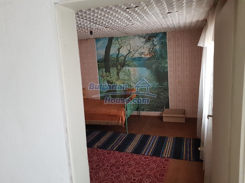 13078:35 - House for sale 50 km from Plovdiv and 20km from Chirpan 