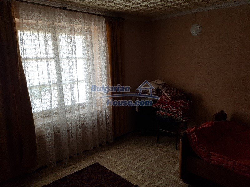13078:25 - House for sale 50 km from Plovdiv and 20km from Chirpan 
