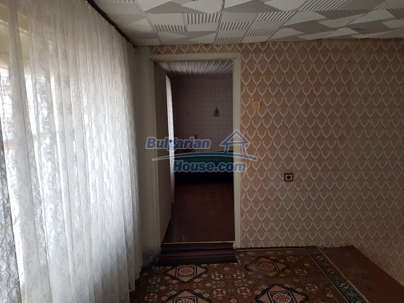 13078:40 - House for sale 50 km from Plovdiv and 20km from Chirpan 