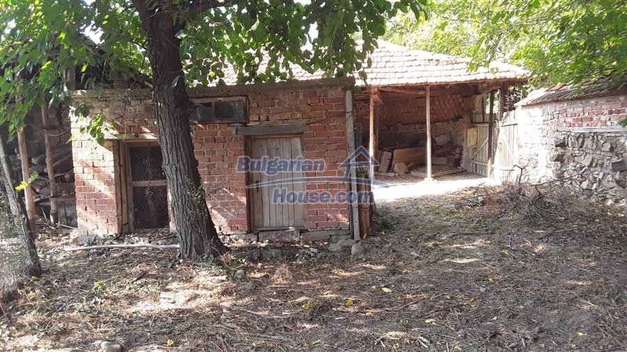 13389:2 - House ready to move in 25 km between Yambol and Sliven