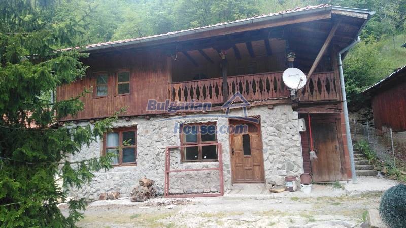 13399:29 - WHAT A VIEW. HOUSE IN THE MIDDLE OF A FOREST STARA ZAGORA 