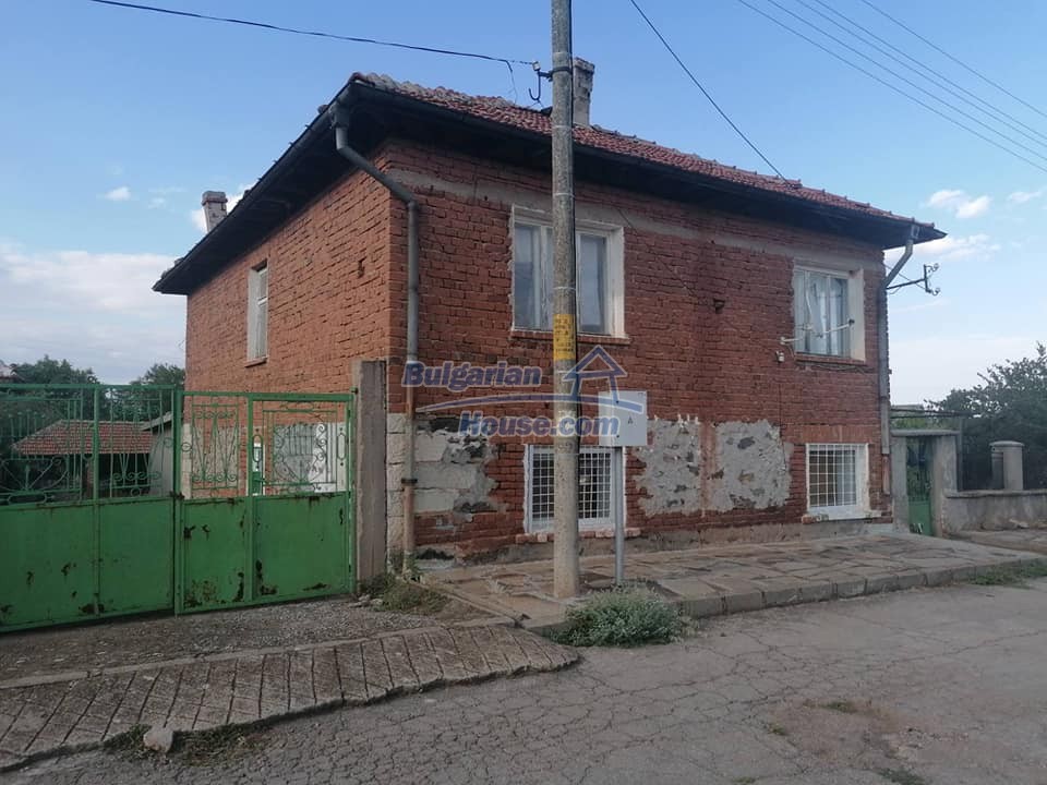 13402:3 - Bulgarian house for sale in east Rodophy mountain 32km to Greece