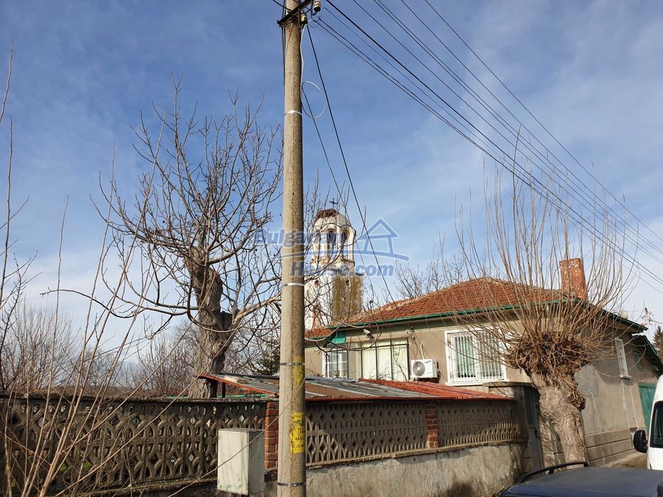 13421:23 - House for sale between Plovdiv and Stara Zagora good condition