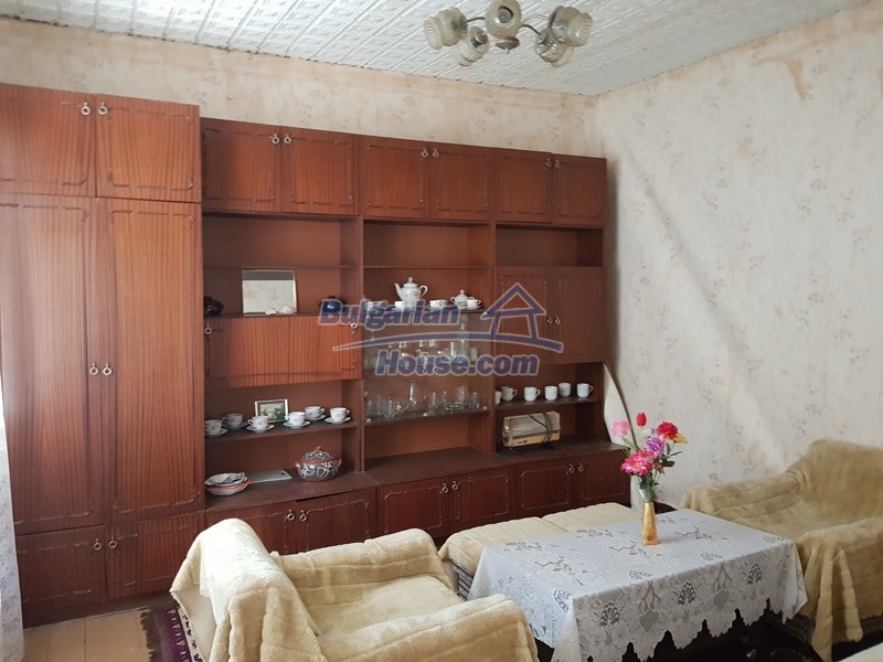 13422:19 - Two houses and garden 3000 sq.m in a village 50 km from Plovdiv