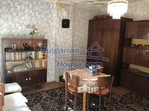13429:8 - Cozy Bulgarian property in a village 50 km from Plovdiv 