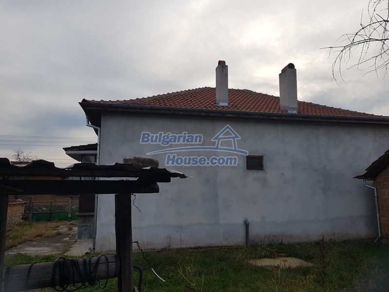 13432:37 - Renovated Bulgarian house 7 km from SPA resort near Kazanlak