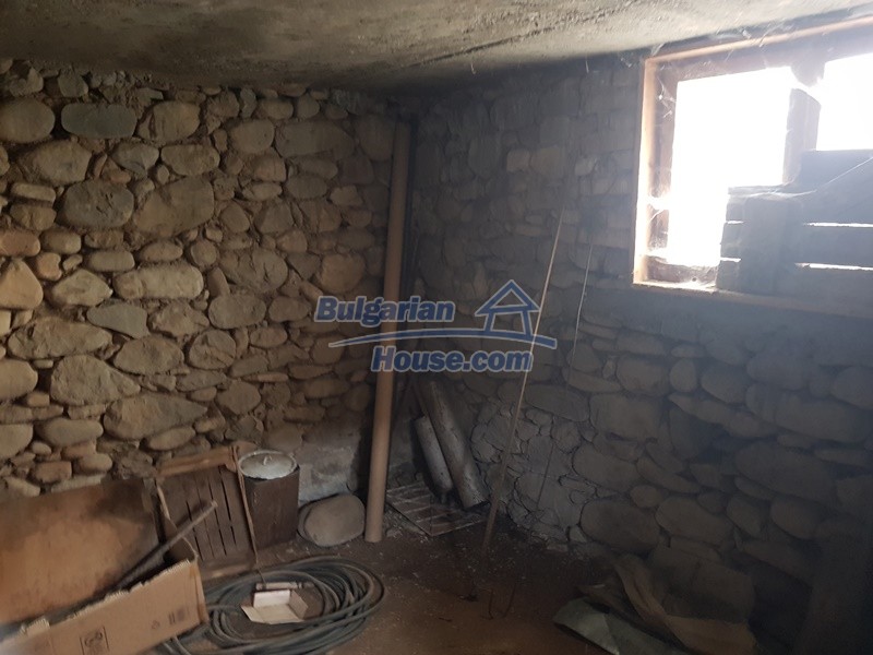 13432:40 - Renovated Bulgarian house 7 km from SPA resort near Kazanlak