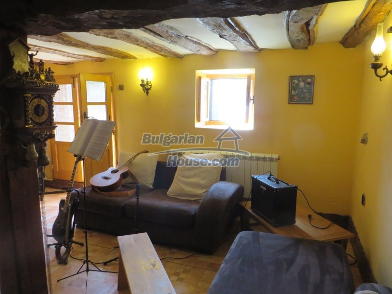13462:7 - Traditional Bulgarian style house only 20 km from Veliko Tarnovo