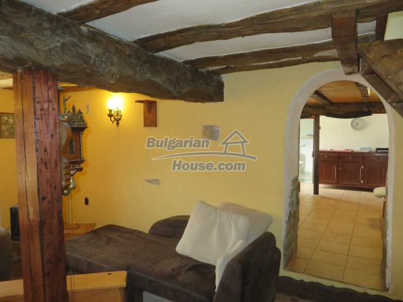 13462:12 - Traditional Bulgarian style house only 20 km from Veliko Tarnovo