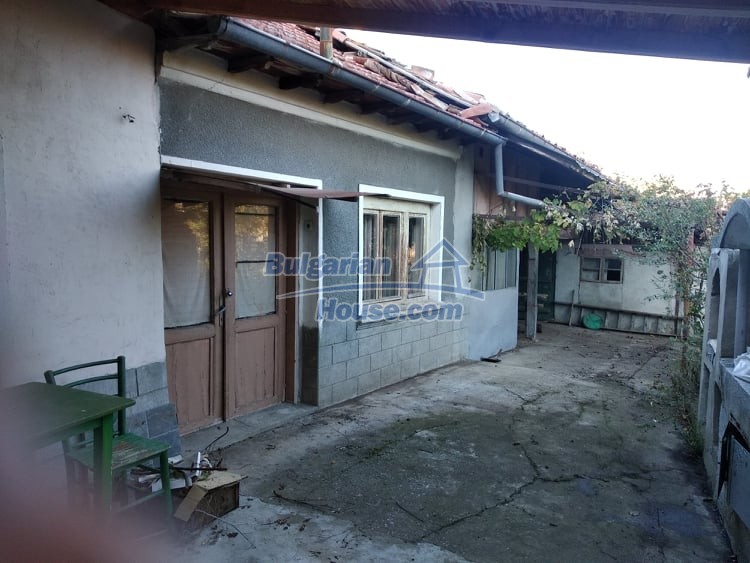 13464:29 - Bulgarian property for sale few km from Polski Trambesh 
