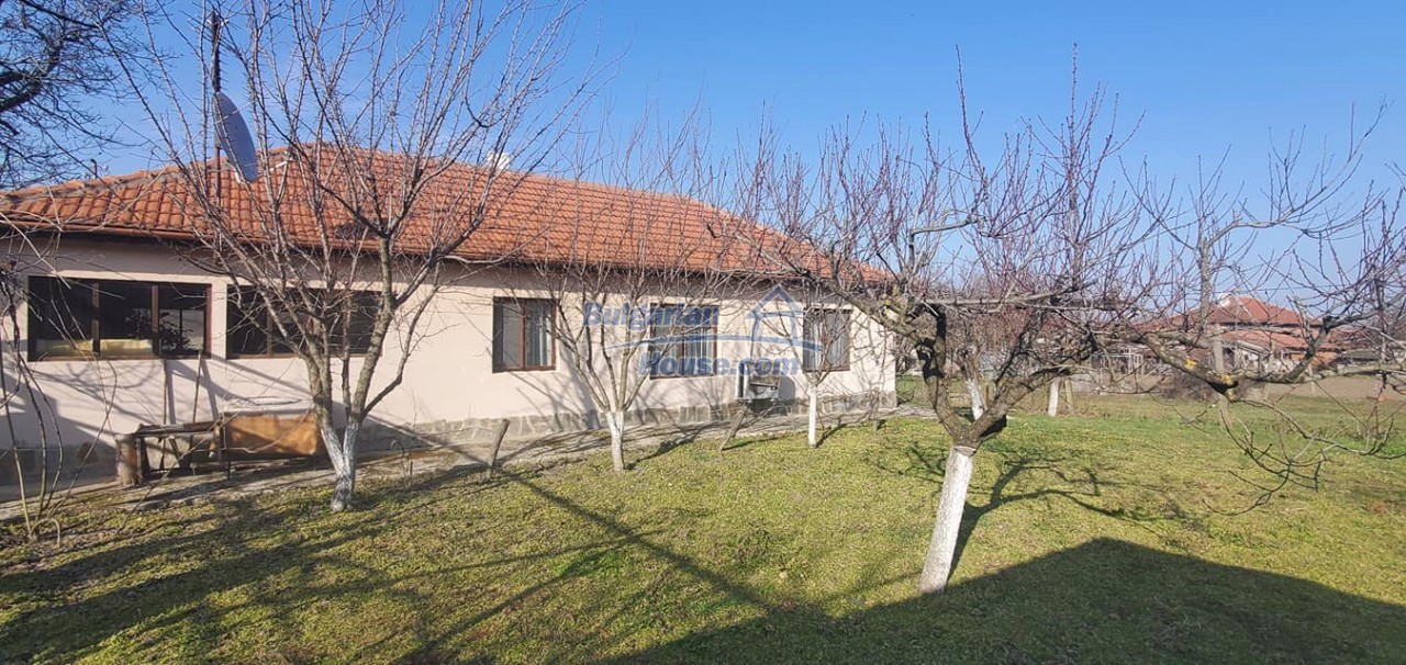 13481:23 - Renovated house with many fruit trees near Shkorpilovtsi