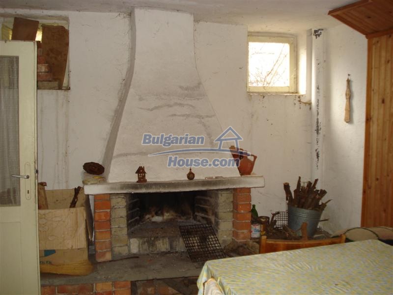 13492:9 - Bulgarian property with a garden in a village 80km from Burgas