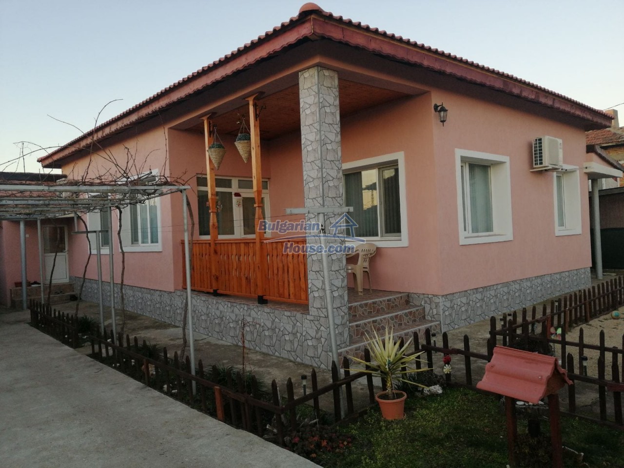 13496:1 - Fully renovated house for sale  NEAR DOBRICH and BALCHIK