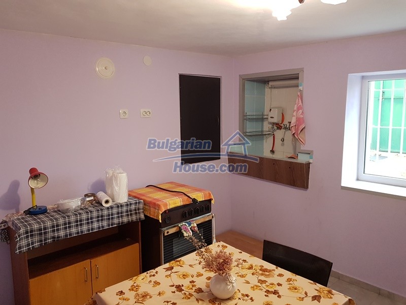 13421:33 - House for sale between Plovdiv and Stara Zagora good condition