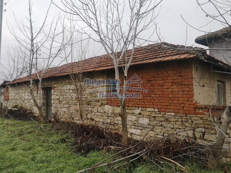 13512:17 - House with garden  for sale between Stara Zagora and Plovdiv 