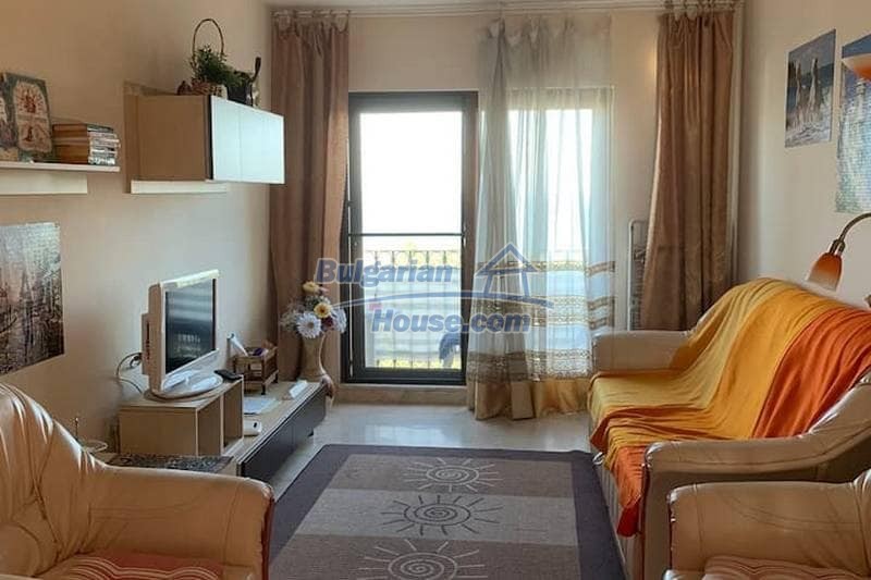 13530:6 - One-bedroom apartment for near Albena! Sea views