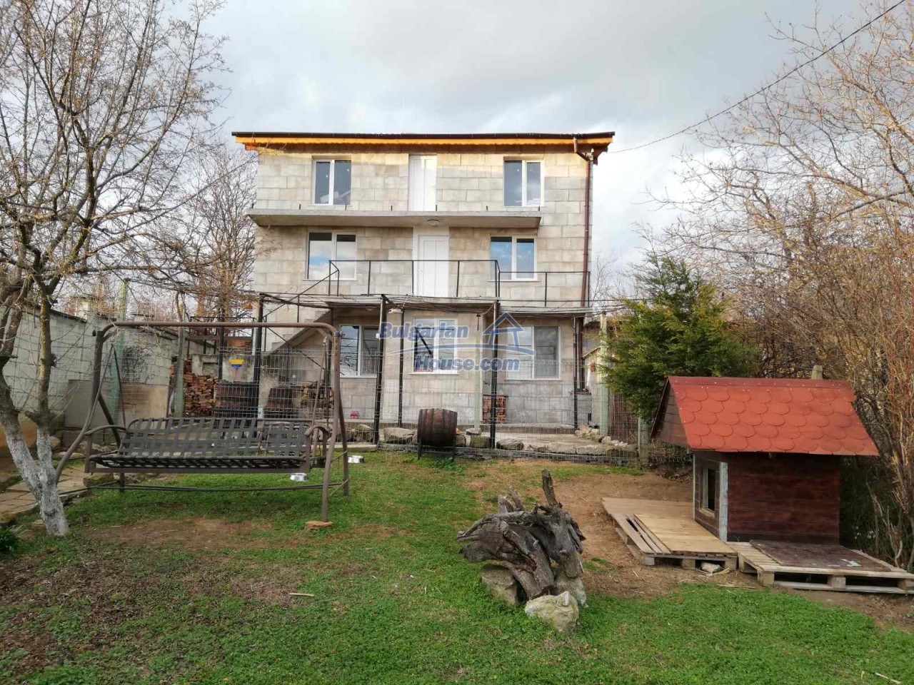 Houses for sale near Varna - 13541