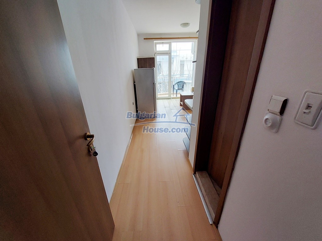 12968:11 - Sunny studio apartment for sale 800 m from Cacao Beach 