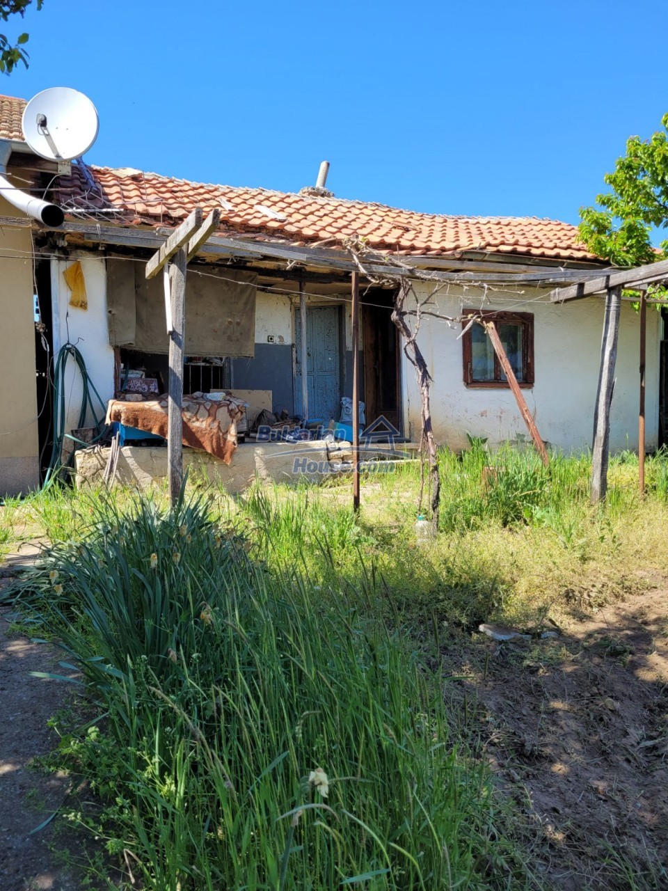 13551:6 - Rural property  for sale with a large yard of 4000sq.m.