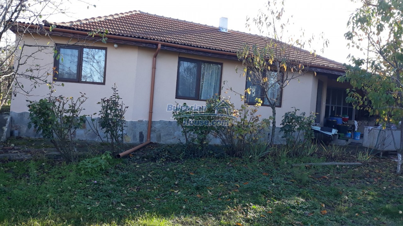 13481:65 - Great property for sale  whit lots of fruit trees Varna VIDEO