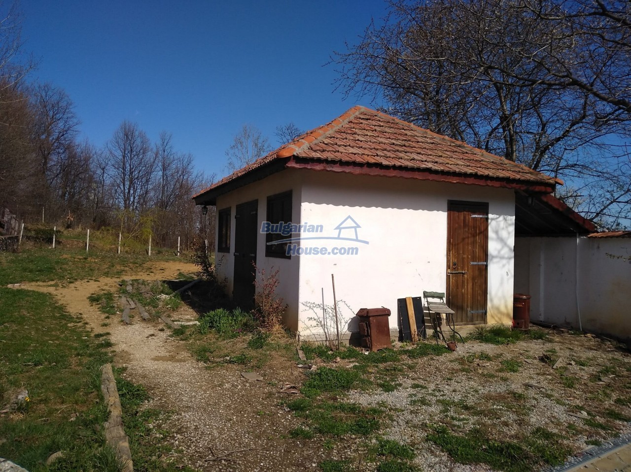 13554:2 - Traditional Bulgarian house only 5 km to Gabrovo