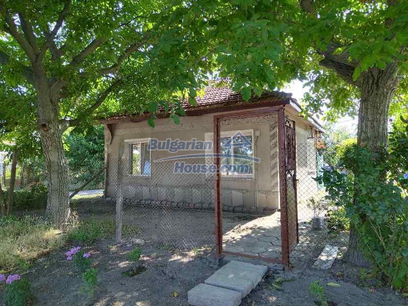 13561:2 - Едноетажна къща в село на 18 км от Стара Загора