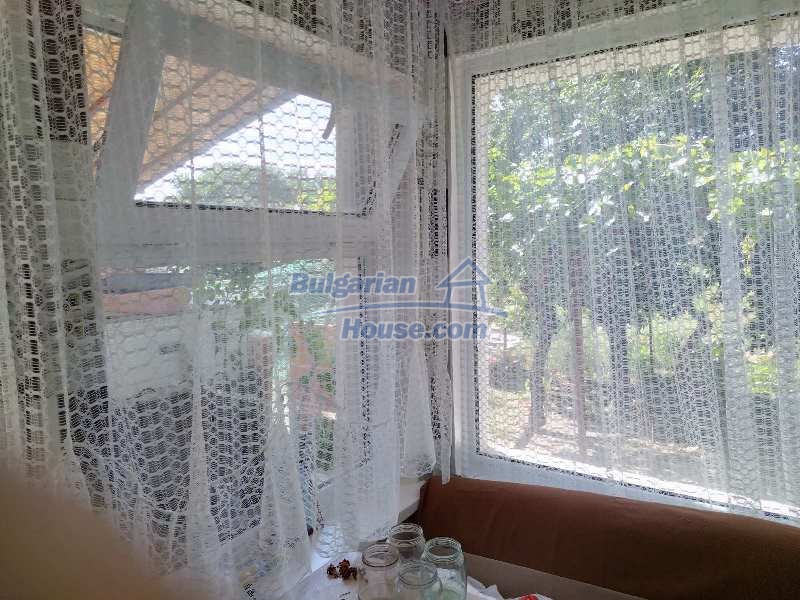 13561:9 - One storey house in good condition 18 km from Stara Zagora 
