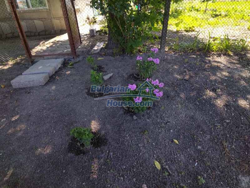 13561:5 - One storey house in good condition 18 km from Stara Zagora 