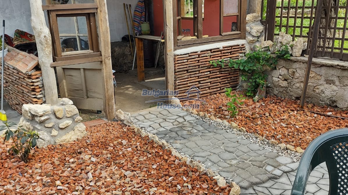 13565:60 - The WALNUT HOUSE - renovated property 55 km from Plovdiv